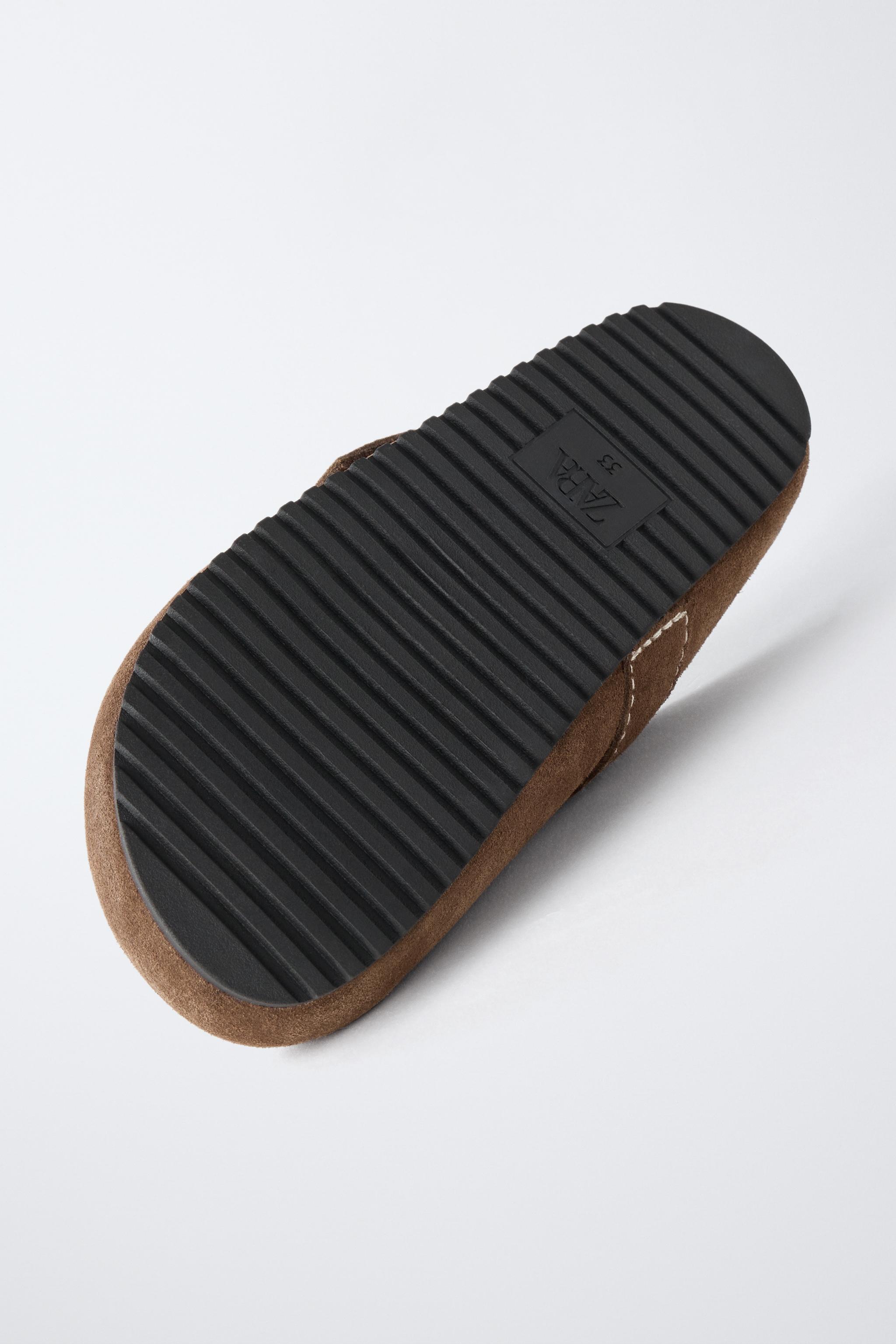 TOPSTITCHED LEATHER CLOGS